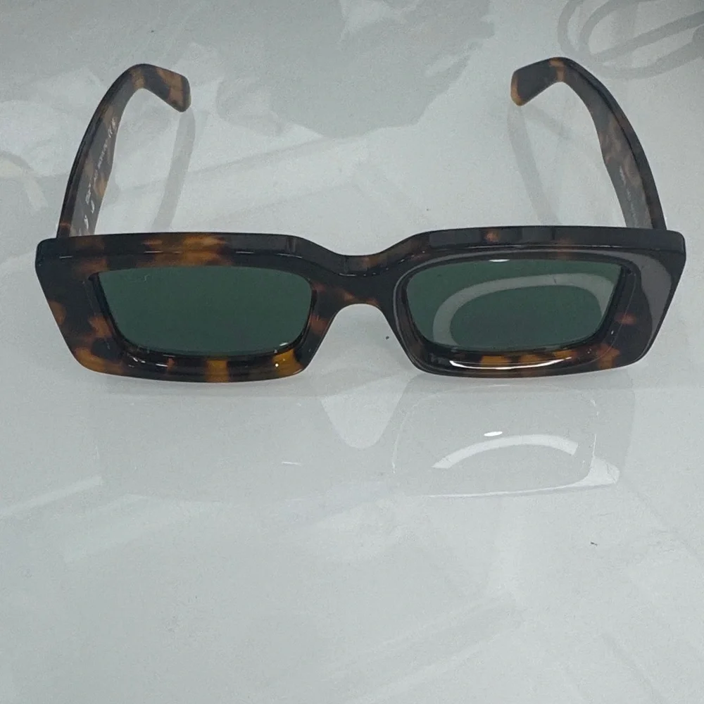 Off-White Arthur tortoiseshell-design sunglasses with blue-green lenses